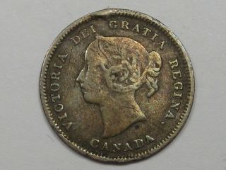 Better - Date 1887 Silver Canadian 5 Cent Coin.  Canada.  16