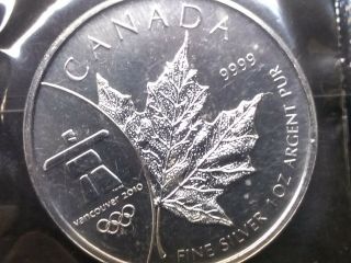 2008 Canada 5 Dollar Silver Coin Maple Leaf W/ Vancouver 2010 Olympics