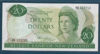 Zealand 20 Dollars,  1977,  P 167d / Sign : Hardie,  Vf,