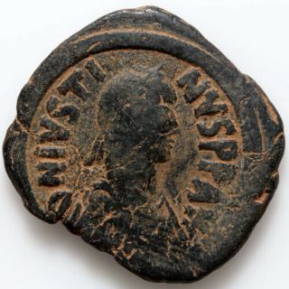 Byzantine Coin Justin I.  518 - 527.  Æ 33mm Follis.  Constantinople.