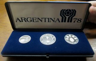 Argentina - 1978 World Cup 1000 2000 3000 Pesos 3 - Coin Silver Proof Set W/case