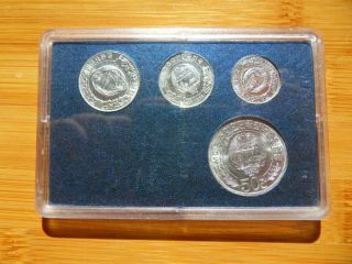 N.  1959 - 1978 KOREA,  Left star Coins,  Complete Set 2