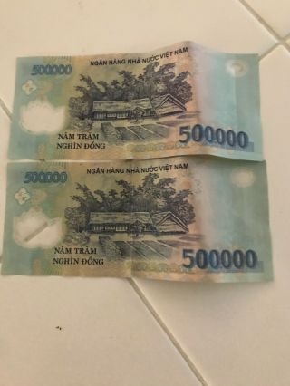 1,  000,  000 VIETNAM DONG (2x 500,  000) BANK NOTE MILLION VIETNAMESE CIRCULATED 2