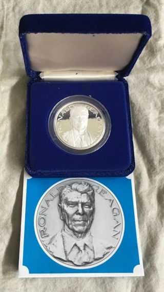Ronald Reagan Presidential Inaugural silver Medal,  1981 by Edward Fraughton 5
