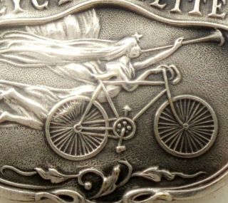 Art Nouveau Lady With Trumpet To Cycling - Splendid Antique Brooch Medal