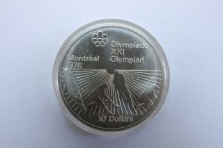 Canada 10 Dollars 1976 Silver Coin Unc Field Hockey Montreal Olympics 1976
