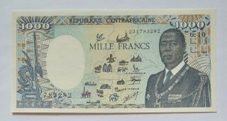 Central African Republic - ( (general Kolingba))  - 1000 Francs - 1990 - Pick 16,  Unc.