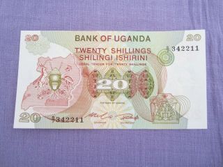 Uganda 20 Shillings 1982 Pick 17 B Prefix Unc
