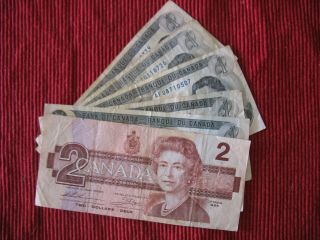 5 Canadian One Dollar Bills 1973 & 1 1986 Two Dollar,  Circulated