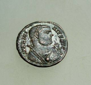 Licinius I,  308 - 324 Ad.  Cuirased Buste N.  L.  Æ 19mm Silvered Follis Camp Gate