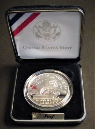 2000 U.  S.  Library Of Congress Proof Commemorative Silver Dollar