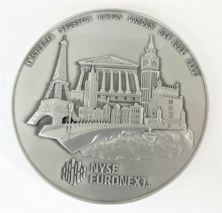 Nyse York Stock Exchange Euronext Silver - Color Medallion