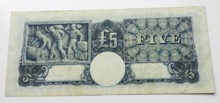 1939 - 52 Commonwealth of Australia £5 note. 2