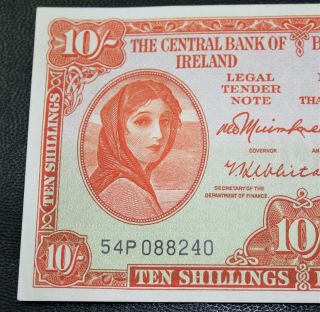 Ireland - 1965 Irish Lavery 10/ - Note Crisp Uncirculate Currency Ten Shilling P63