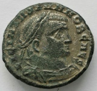 Licinius I (308 - 324).  Follis Ae 2.  35gr/19mm.  Laureate And Cuirassed Bust Right.
