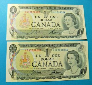 2 Consecutive 1973 Bank Of Canada 1 Dollar Notes -
