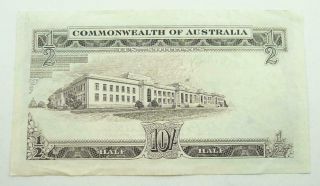 Commonwealth of Australia Ten / 10 Shillings Banknote c.  1960 - 61 2
