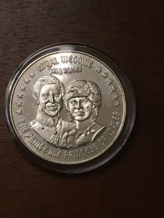 1981 Commemorative Royal Wedding - Silver Round Low Mintage 1 Troy Oz.  999