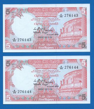Two Consecutive Ceylon Sri Lanka 5 Rupees 1982.  01.  01 - Unc