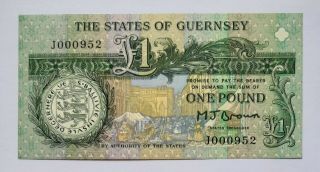 Guernsey - 1 Pound - Nd (1980 - 89) - Fancy Low S/n 000952 - Sign.  M.  J.  Brown - P.  48b,  Unc