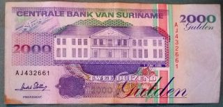 Suriname Surinam 2000 2 000 Gulden Note Issued 01.  06.  1995,  P 142,