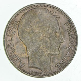 Silver - World Coin - 1933 France 20 Francs - World Silver Coin - 19.  9g 190
