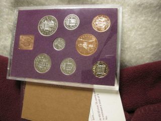 British Royal 1970 Coinage of Great Britain and Northern Ireland Proof Set 2