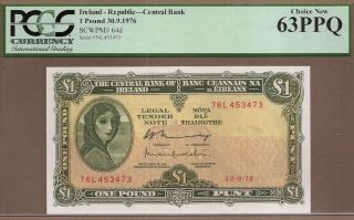 Ireland - Republic: 1 Pound Banknote,  (unc Pcgs63),  P - 64d,  30.  09.  1976,