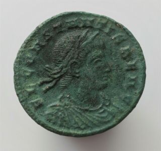 Roman Imperial Constantine Ii.  As Caesar,  A.  D.  317 - 337.  Ae 2.  18g 19mm