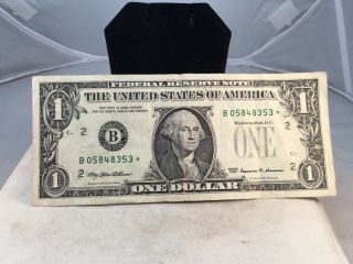 1999 $1 York Federal Reserve Note Printing Error Missing Treasury Seal.  Star
