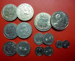 Uruguay Set X 7 Coins 1,  5,  10,  50,  100,  200 & 500 Nuevos Pesos,  Au 1989