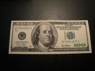 (1) $100.  00 Series 2001 Federal Reserve Note Bu Uncirculated