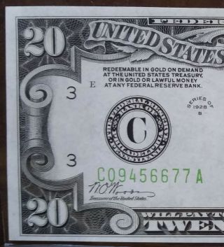 (2) 1928 Twenty Dollar Notes,  sequential,  Crisp AU,  2 notes. 8