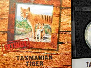 Extinct 2011 Tasmanian Tiger 1 Oz Silver Proof Coin Limited Mintage 5,  000