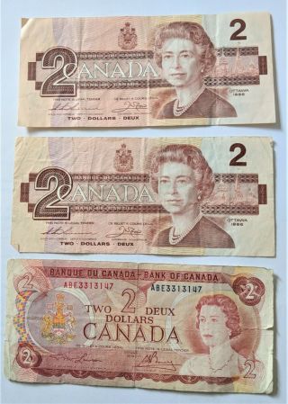 1986 Canadian 2 Dollar Bill X2 & 1974 2 Dollar Bill X1