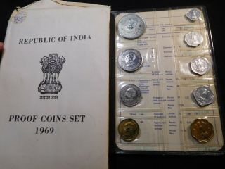 D21 India 1969 Proof Set In Holder