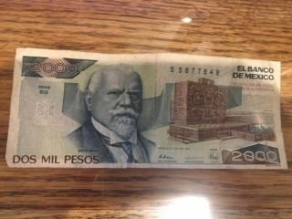 Dos Mil Pesos 2,  000 El Banco De Mexico Serie Eg Circulated S 5877648 Mar 28 1989