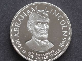 1970 Franklin Presidential Treasury Abraham Lincoln Silver Medal D8424