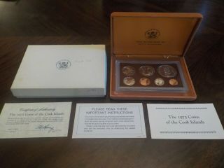 1975 Cook Islands 7 - Coin Proof Set In Case & Box - & Inserts