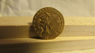 1914 D Us $2 - 1/2 $2.  50 Indian Head Quarter Eagle Gold Coin Ungraded No Res M14
