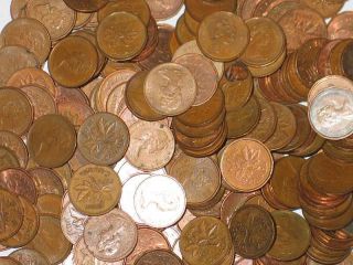 10 Pounds Of Unsearched Canadian One Cent Pennies.  980 Pure Copper