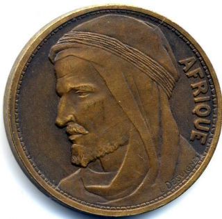French Bronze Medal.  Internationale Coloniale Exhibition 1931 By Desvignes