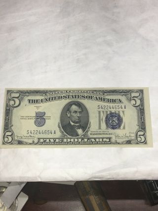 1934 D $5 DOLLAR BILL OLD US CURRENCY BLUE SEAL Uncirculated Bill 5
