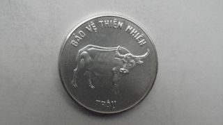 1986 Vietnam 100 Dong Water Buffalo Silver Bu Coin