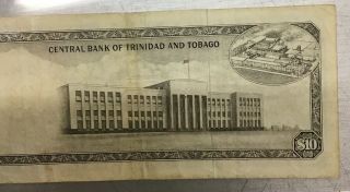 Central Bank Of Trinidad And Tobago 10 Dollar Note 1964 7