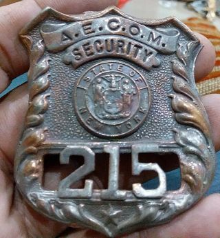 Usa A.  E.  C.  O.  M Securi Ty 215 Badge State Of York