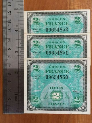 France 2 Francs Amc 1944 P 114a.  - Unc 3 Consecutive Serial Numbers