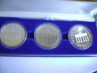1990 Opening Of The Brandenburg Gate 3 Coin Set Proof,  Bu,  Cupro Nickel 20 Mark
