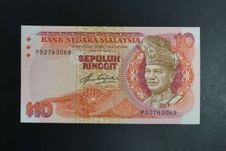 Malaysia $10 Note In Ch - Unc Prefix Pd2763069 (k406)