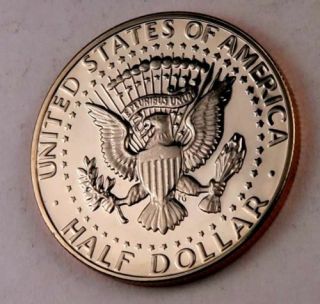 1981 - S Type 2 Kennedy Half Dollar // Gem Proof Dcam // 1 Coin.